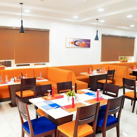 Proxima Centauri Hotel Port Harcourt Bagian luar foto