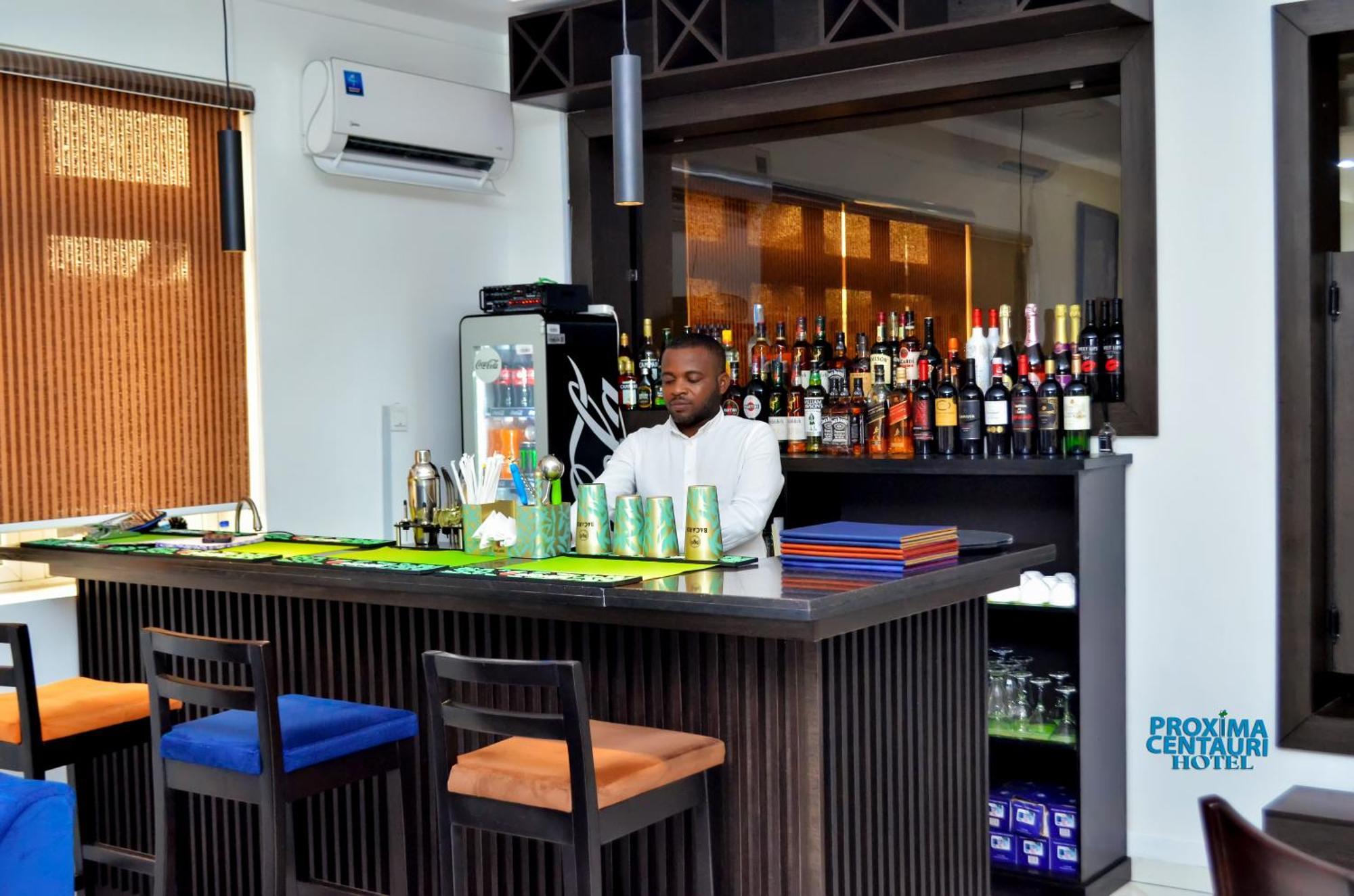 Proxima Centauri Hotel Port Harcourt Bagian luar foto