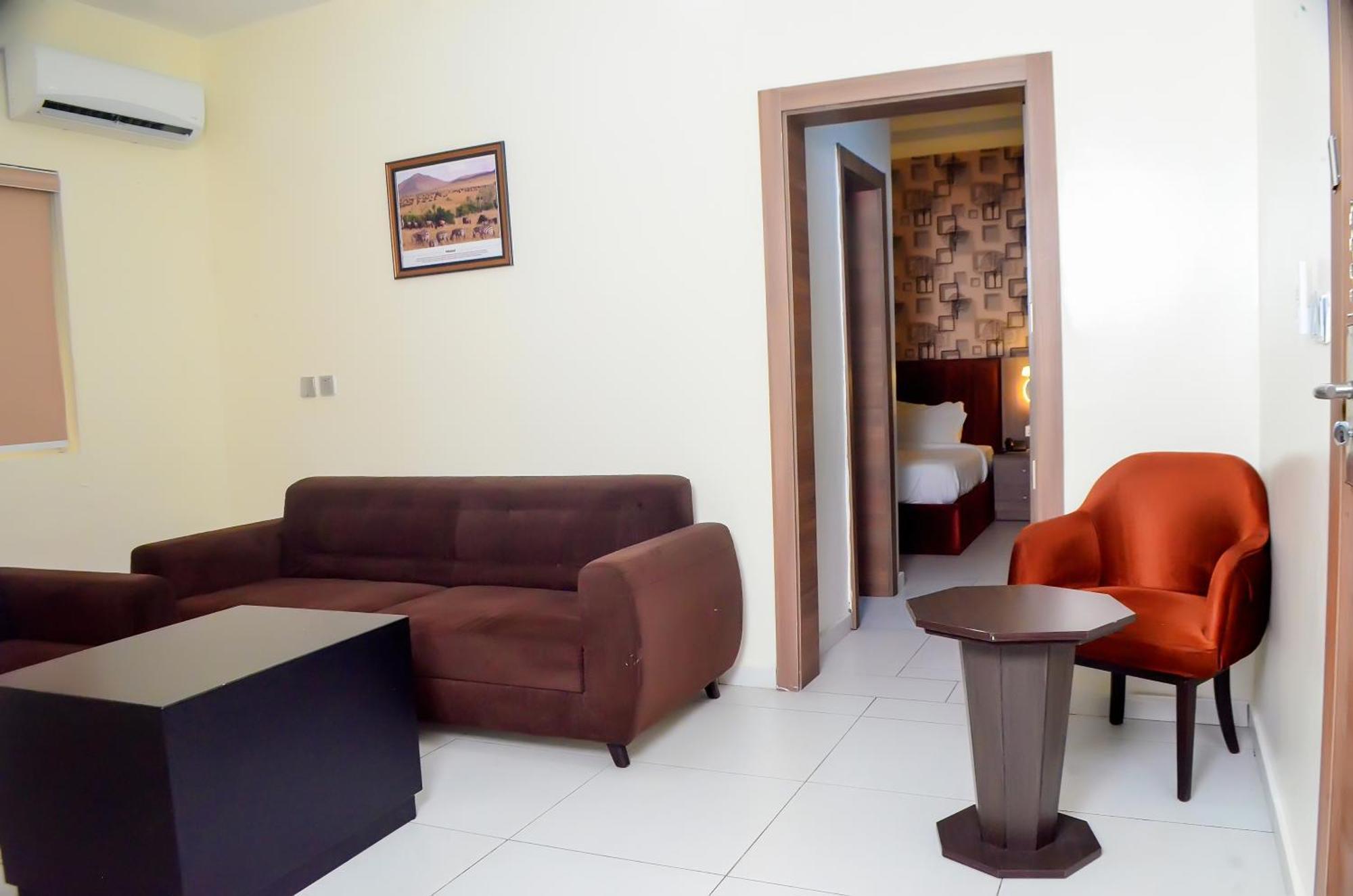 Proxima Centauri Hotel Port Harcourt Bagian luar foto